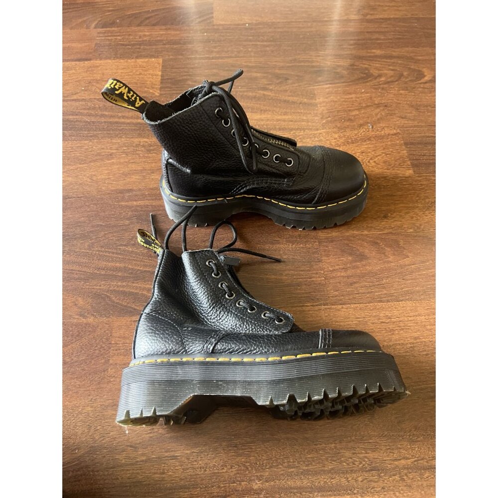 Dr. Martens Black Leather Platform Combat Boots Women’s US 7 EU 38 Lug Sole - Picture 2 of 7